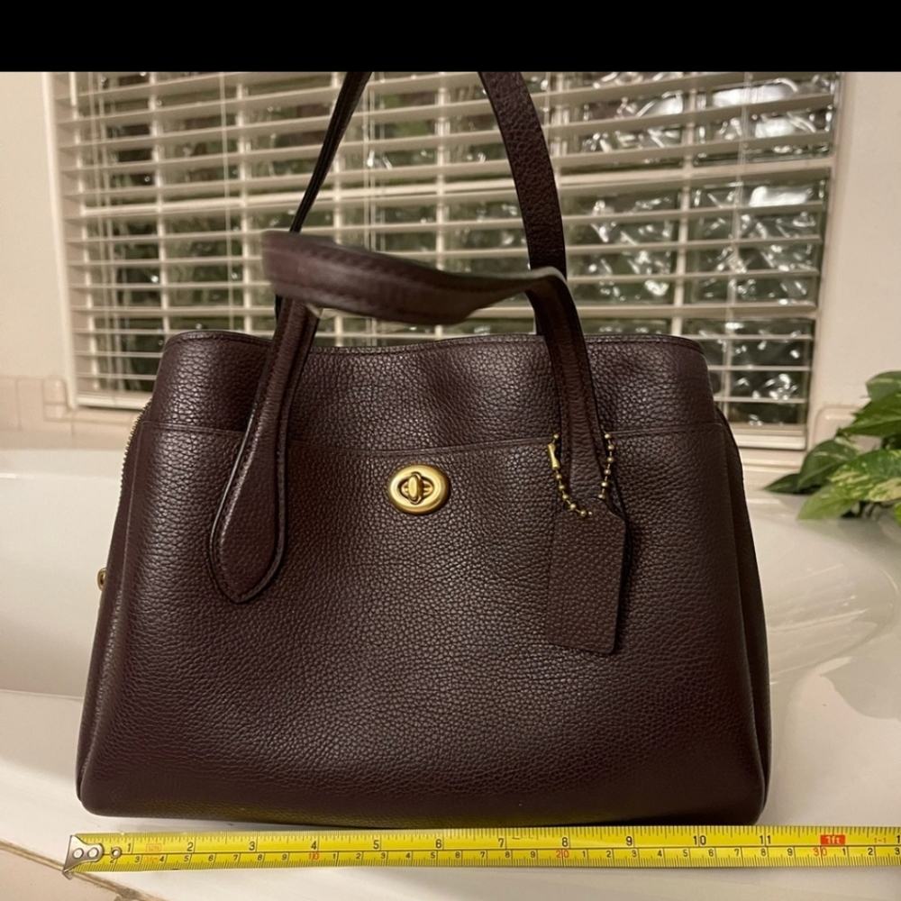 Coach  Lora Carryall Bag